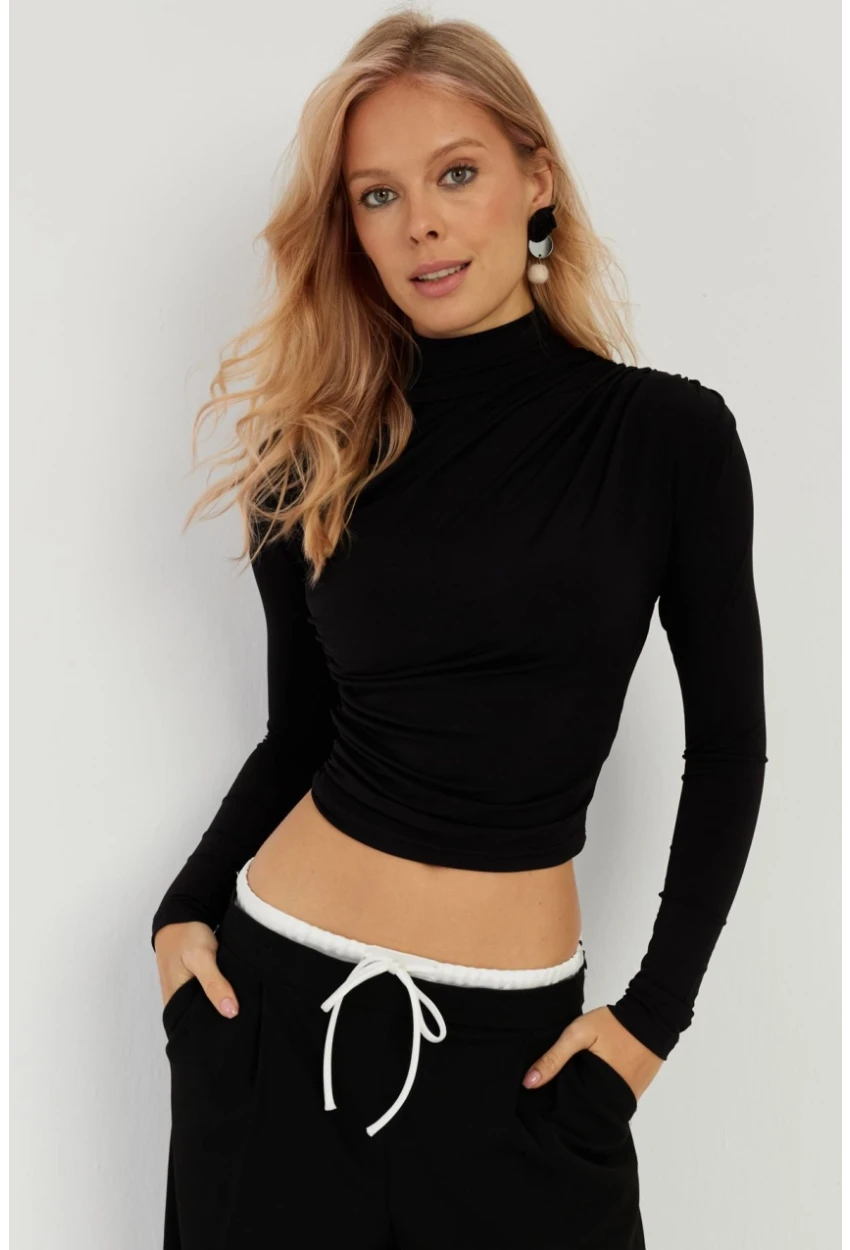 Kadın Siyah Büzgülü Kısa Bluz MEN2023-90