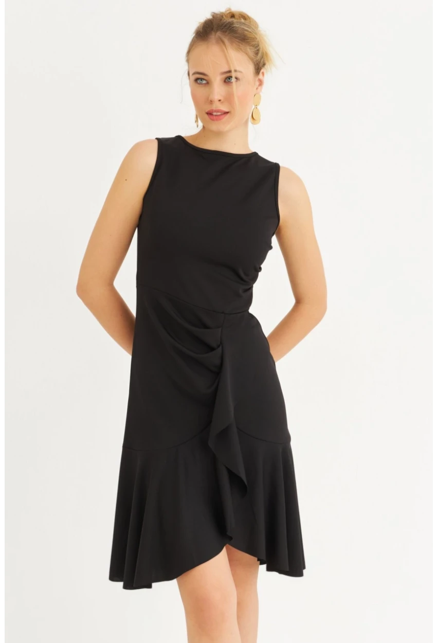 Kadın Siyah Büzgülü Kolsuz Midi Elbise URO1208