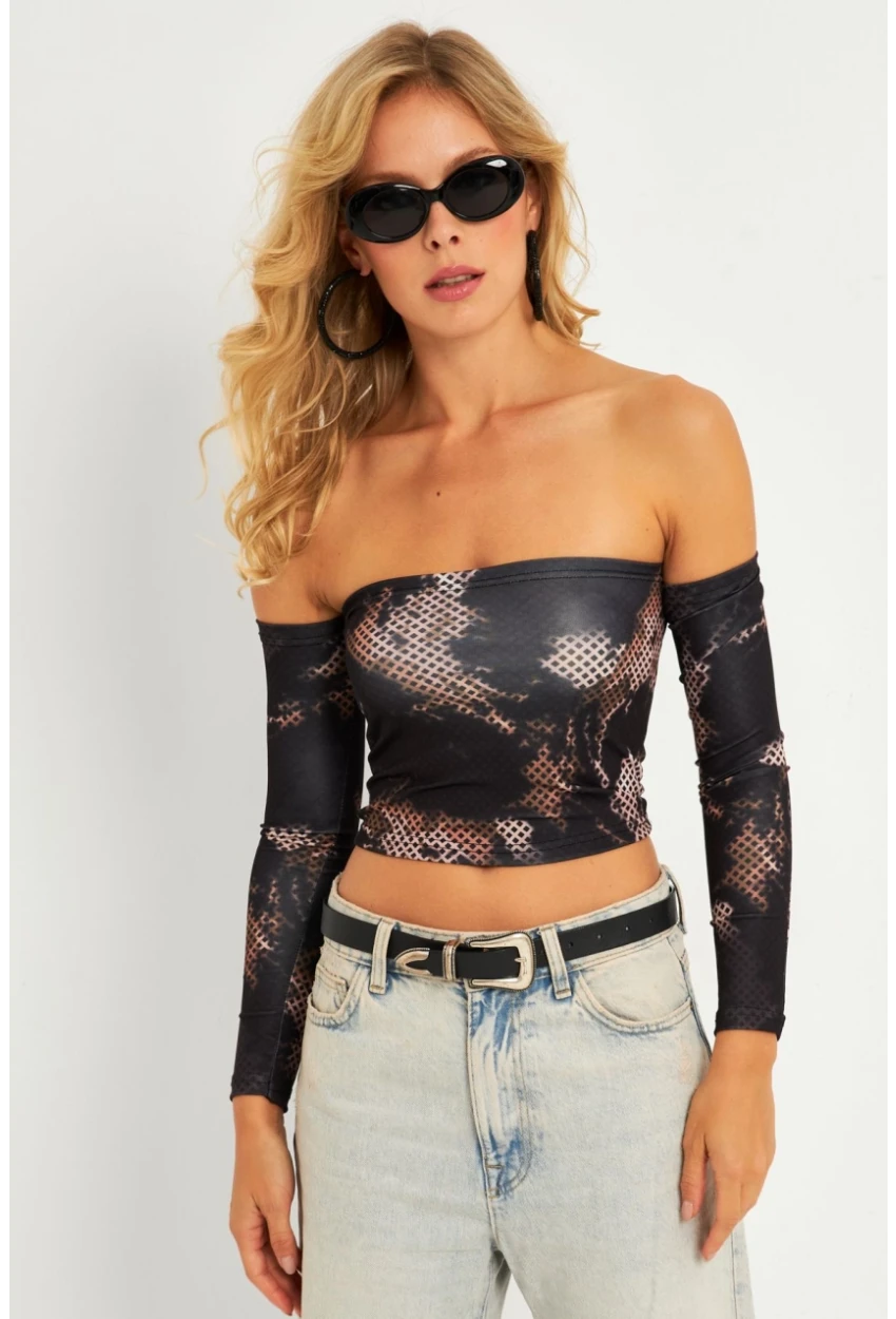 Kadın Siyah Desenli Crop Bluz CG378