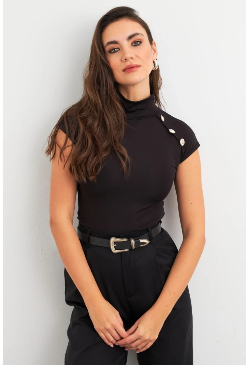 Kadın Siyah Düğme Detaylı Bluz EY3027
