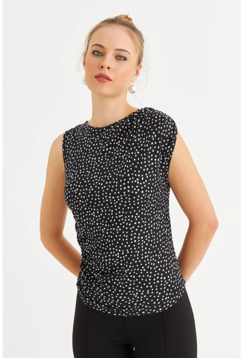 Kadın Siyah-Ekru Büzgülü Desenli Bluz EY3085