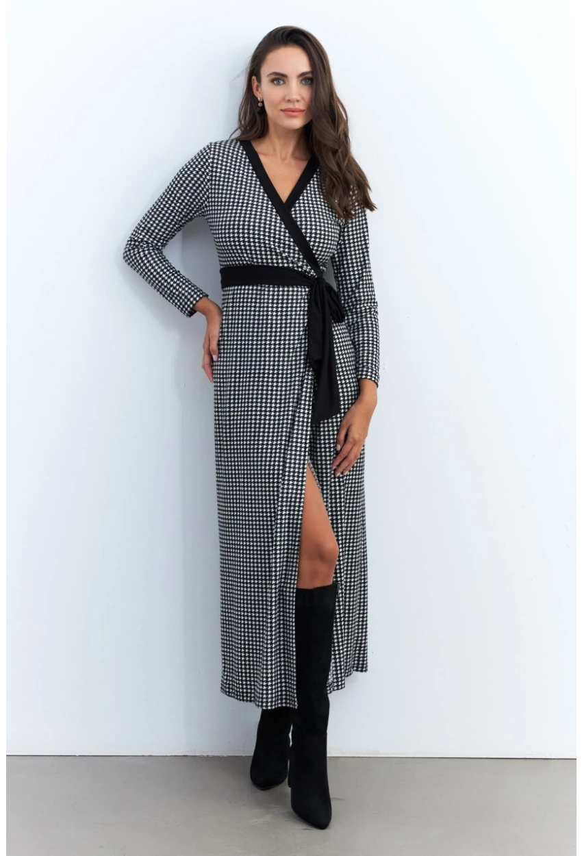 Kadın Siyah-Ekru Kruvaze Kazayağı Maxi Elbise EY2941