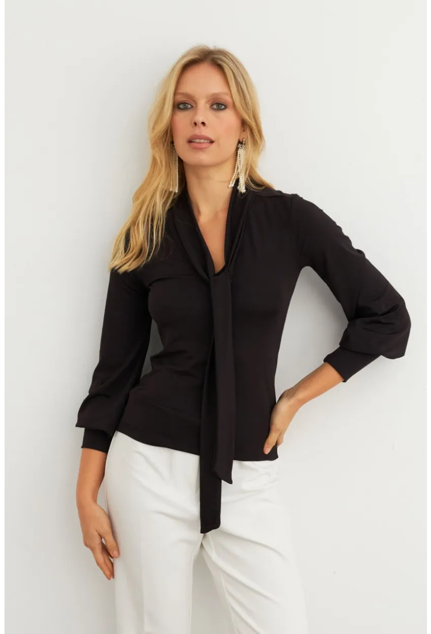 Kadın Siyah Fularlı Bluz MEY3007
