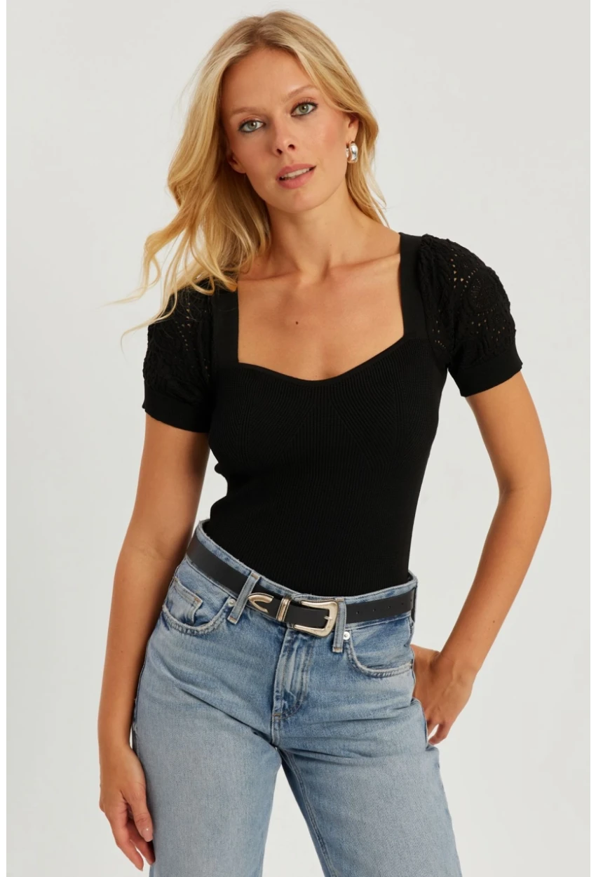 Kadın Siyah Kalp Taka Triko Bluz SMT228