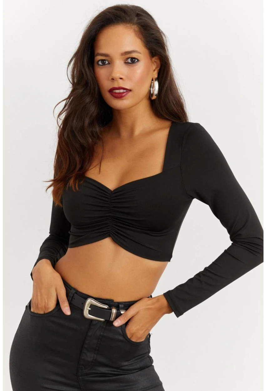 Kadın Siyah Kalp Yaka Crop Bluz CG260
