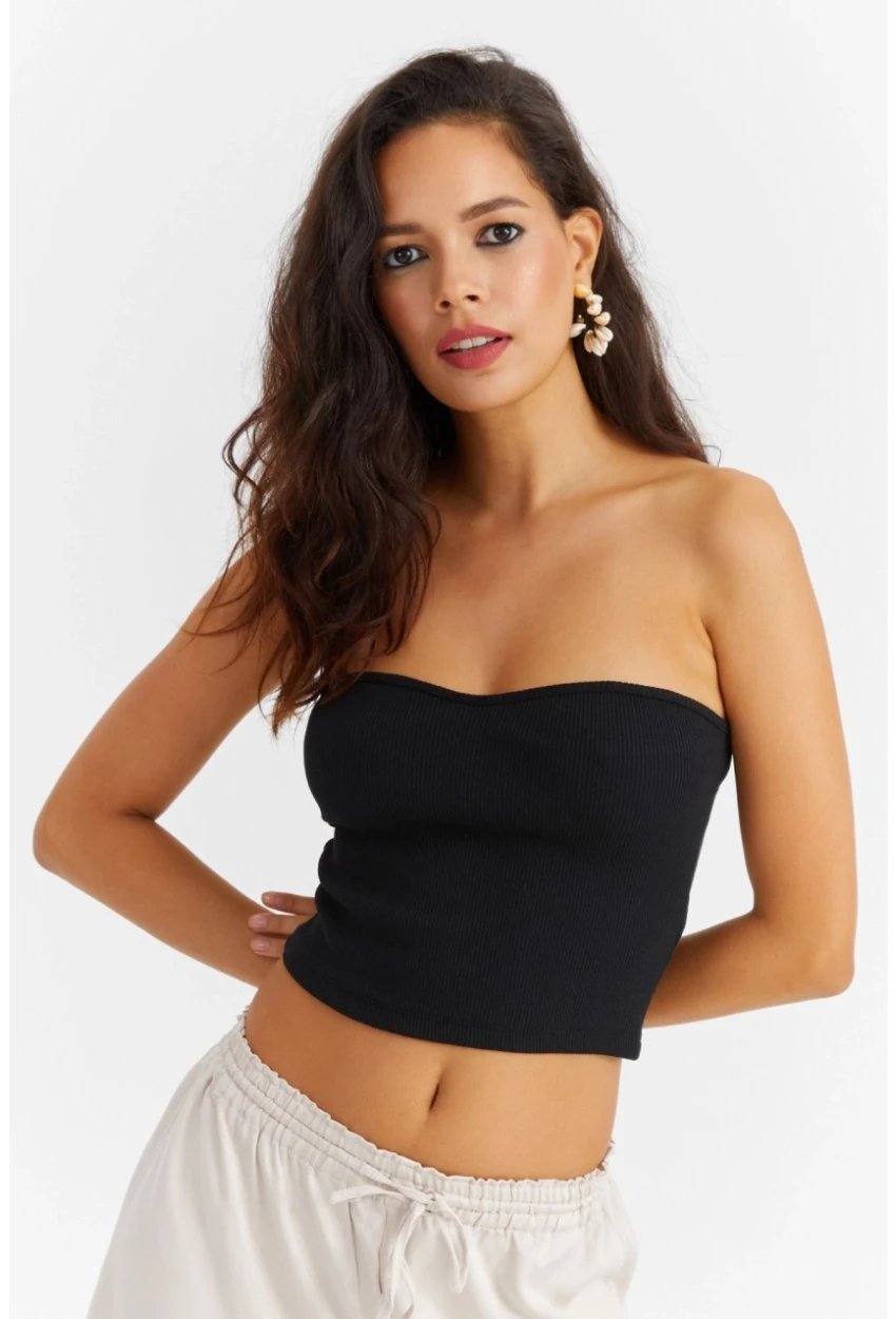 Kadın Siyah Kalp Yaka Crop Bluz Yİ2452