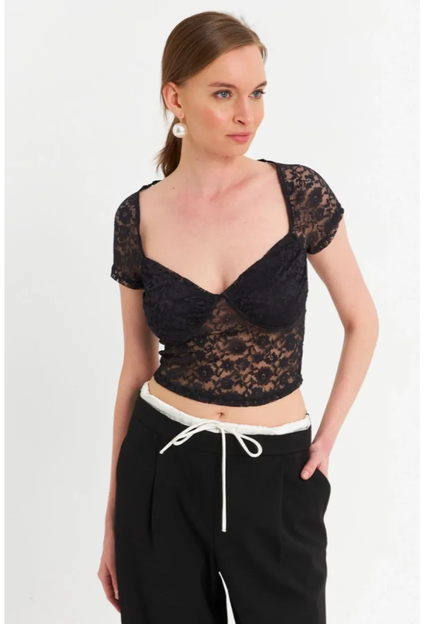 Kadın Siyah Kalp Yaka Tül Crop Bluz TPG05