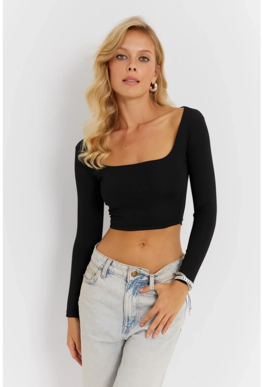 Kadın Siyah Kare Yaka Crop Bluz CG362