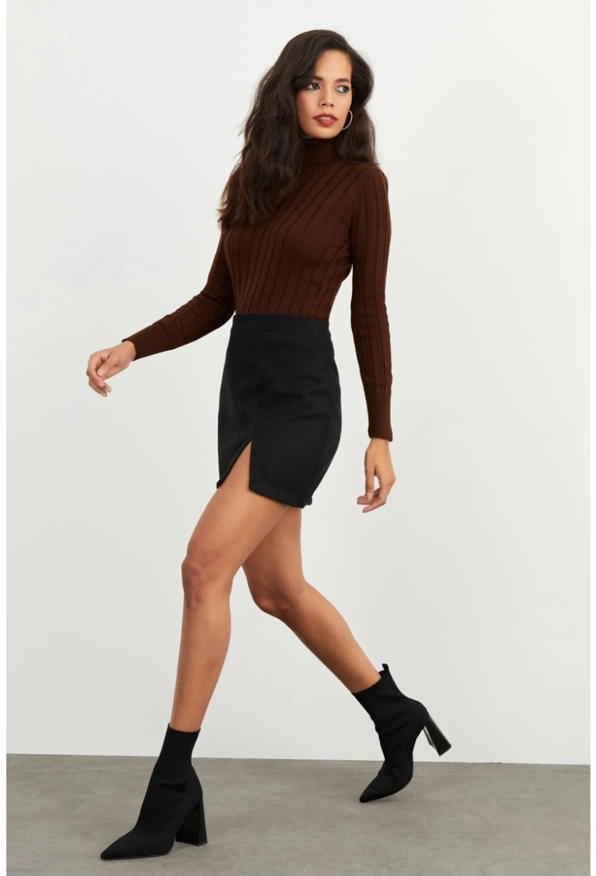 Kadın Siyah Kaşe Mini Etek KN55