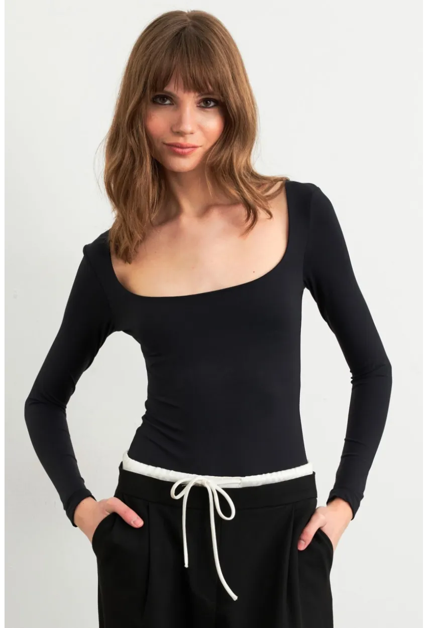 Kadın Siyah Kayık Yaka Basic Body CY352