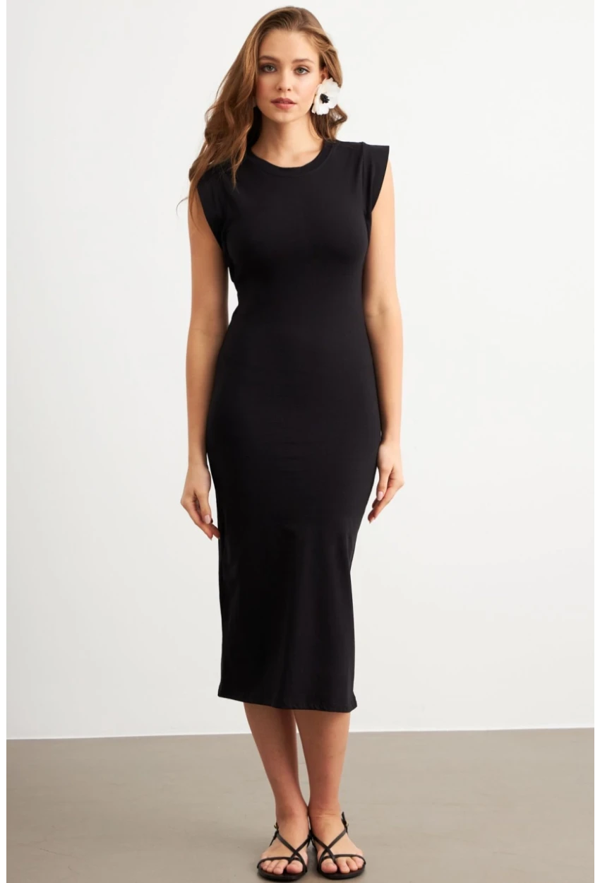 Kadın Siyah Kolsuz Basic Midi Elbise FLU7109