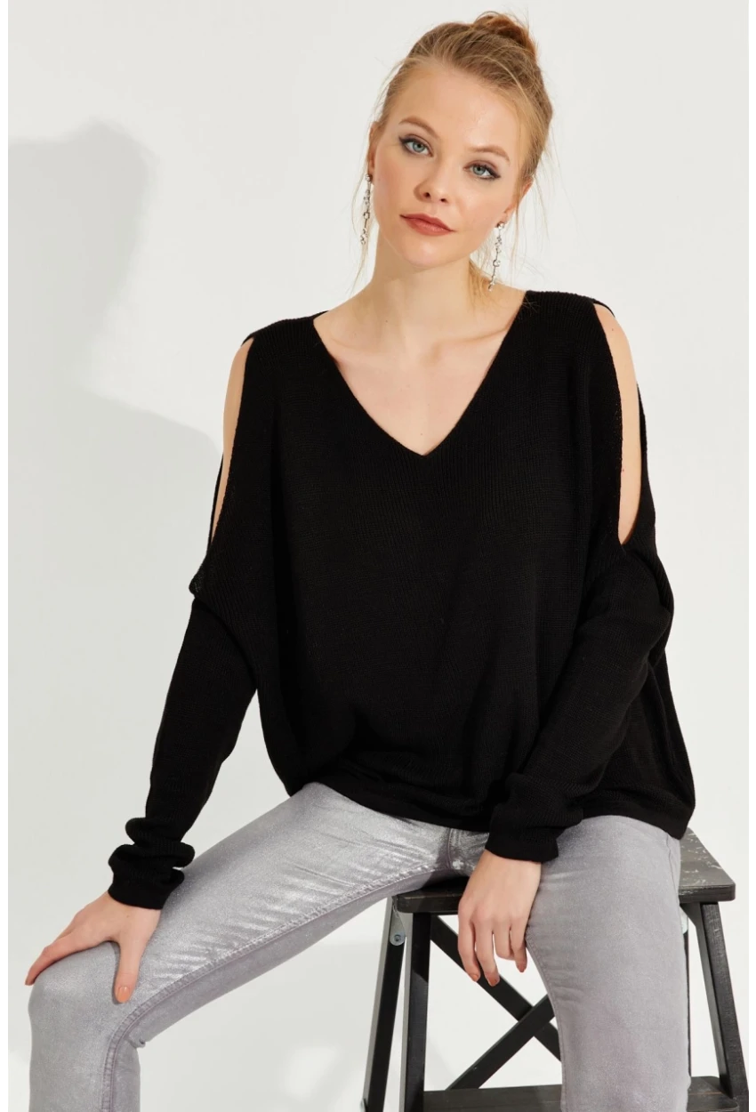 Kadın Siyah Kolu Yırtmaçlı Triko Bluz SMT221