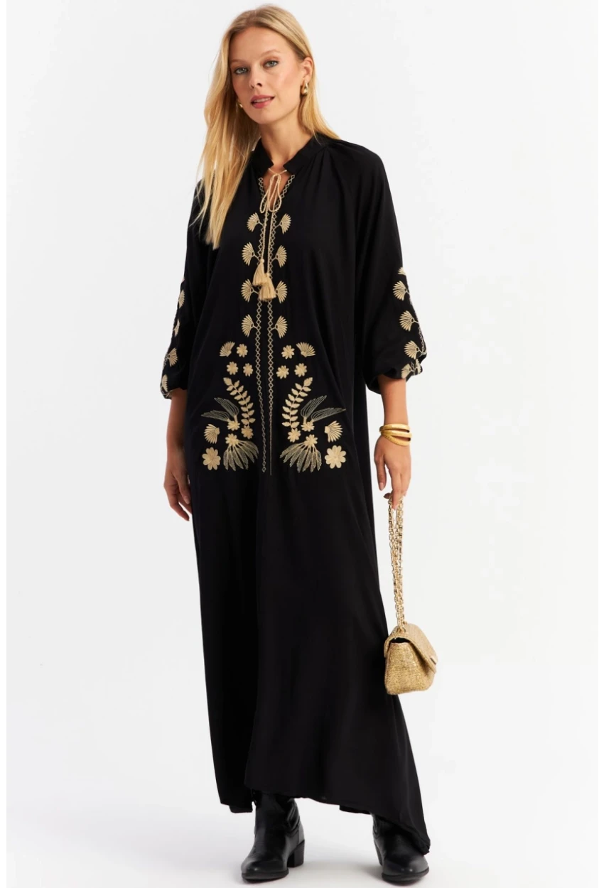 Kadın Siyah Kordon Detaylı Nakışlı Maxi Elbise MALO3