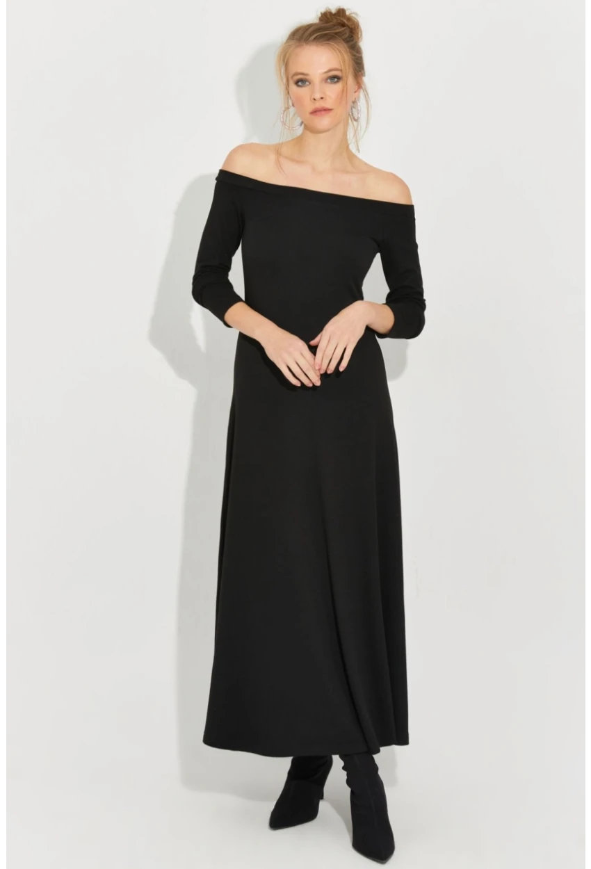 Kadın Siyah Madonna Yaka Midi Elbise BK272076