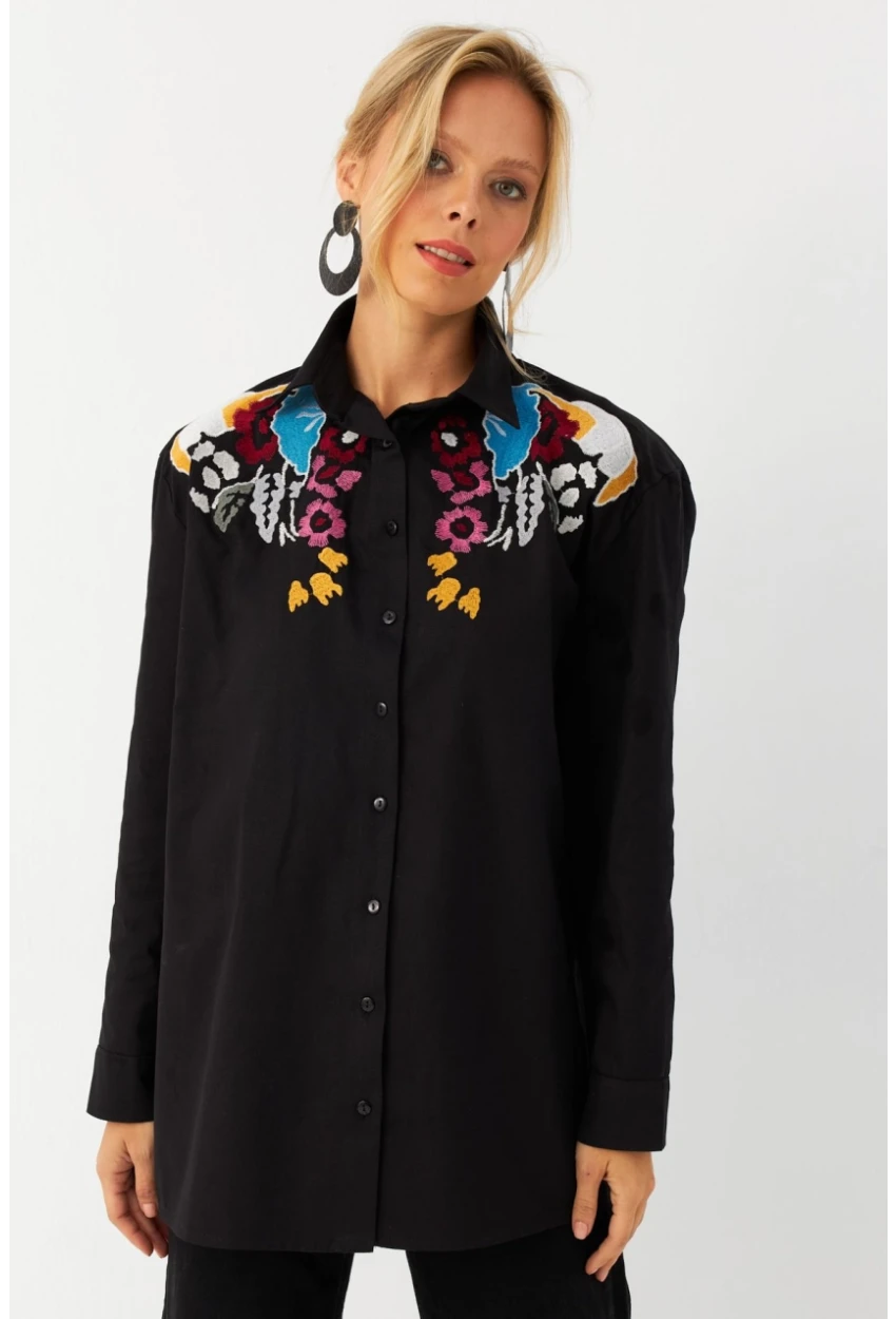 Kadın Siyah Nakışlı Gömlek MQS0063