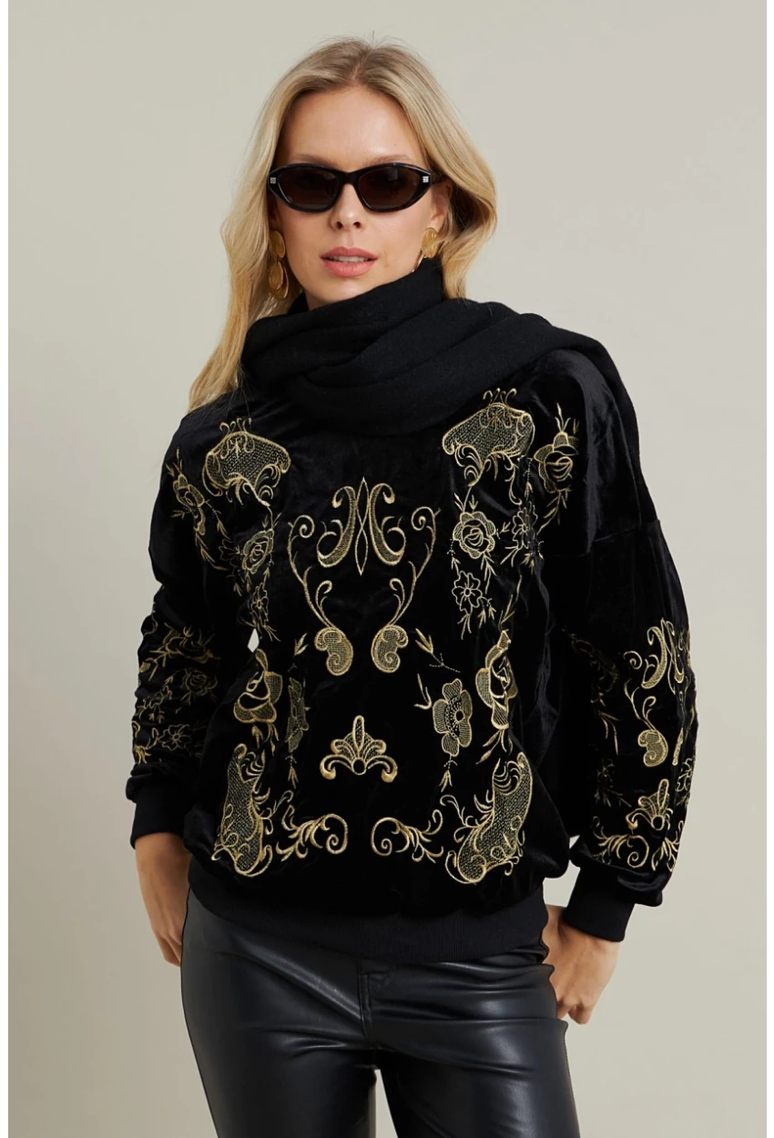 Kadın Siyah Nakışlı Kadife Sweatshirt MQS1229