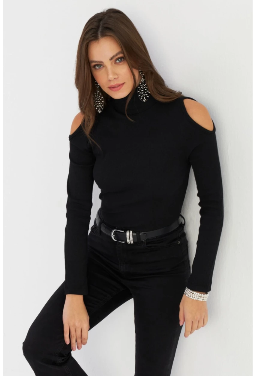 Kadın Siyah Omuzları Açık Karşkorse Bluz AYD383