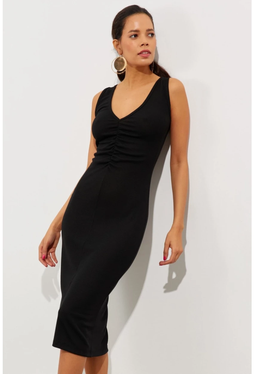 Kadın Siyah Önü Büzgülü Kolsuz Midi Elbise EY2497