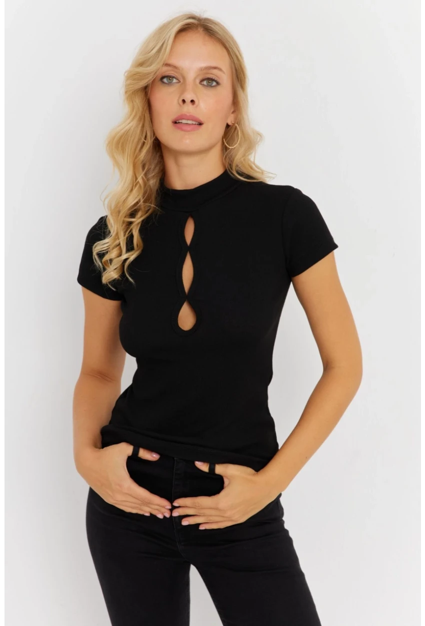 Kadın Siyah Önü Pencereli Kaşkorse Bluz EY2887