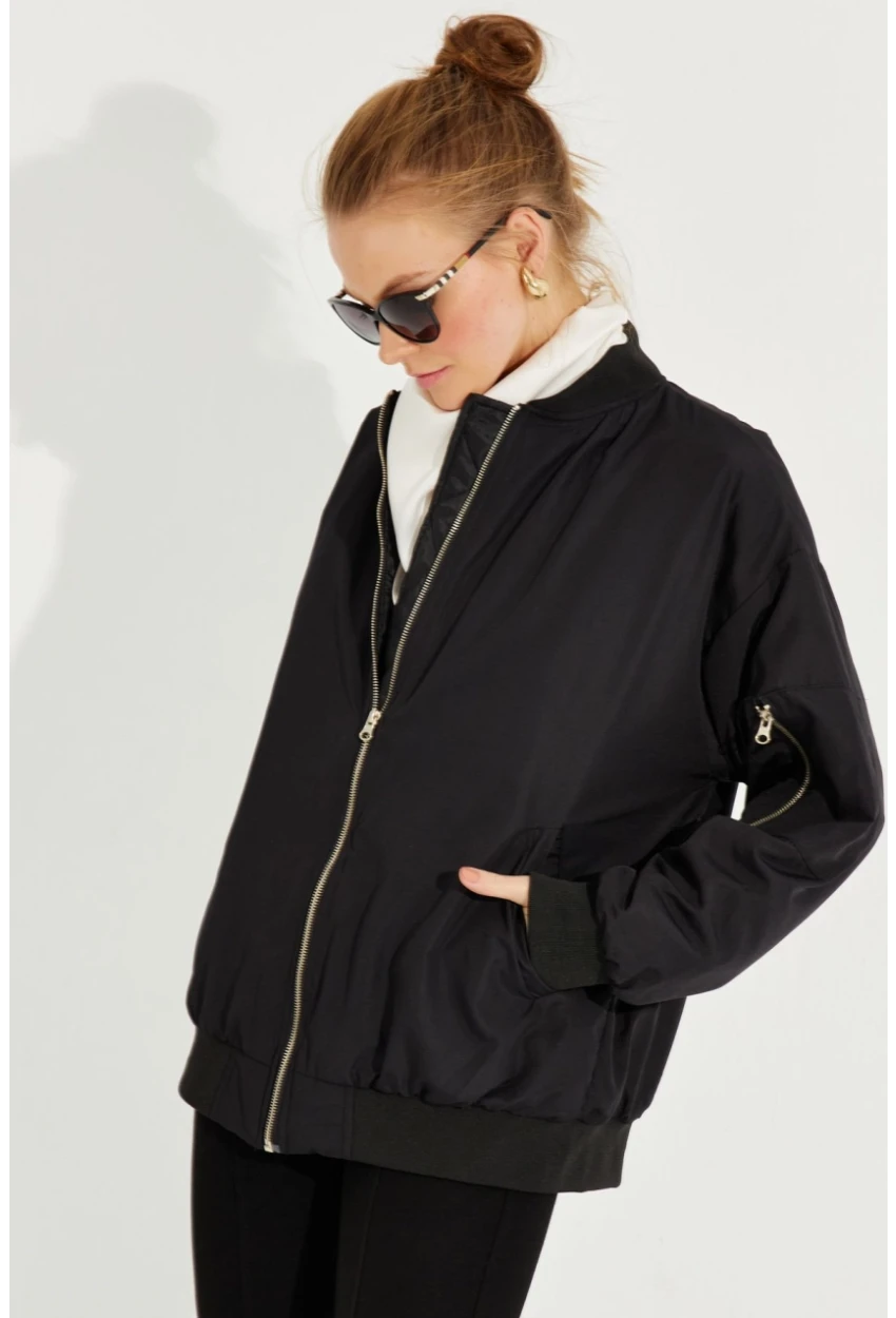 Kadın Siyah Oversize Mont QRS8359