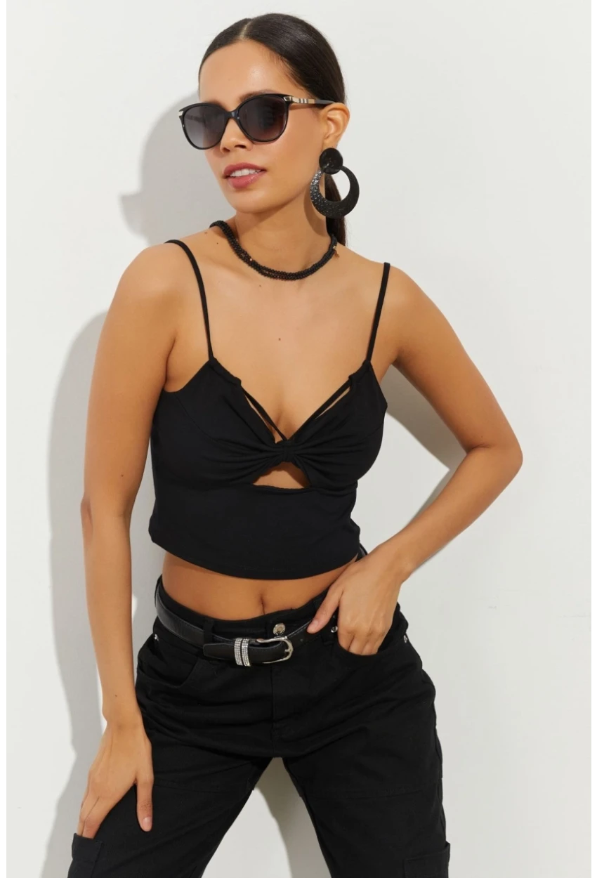 Kadın Siyah Pencereli Crop Bluz B2441
