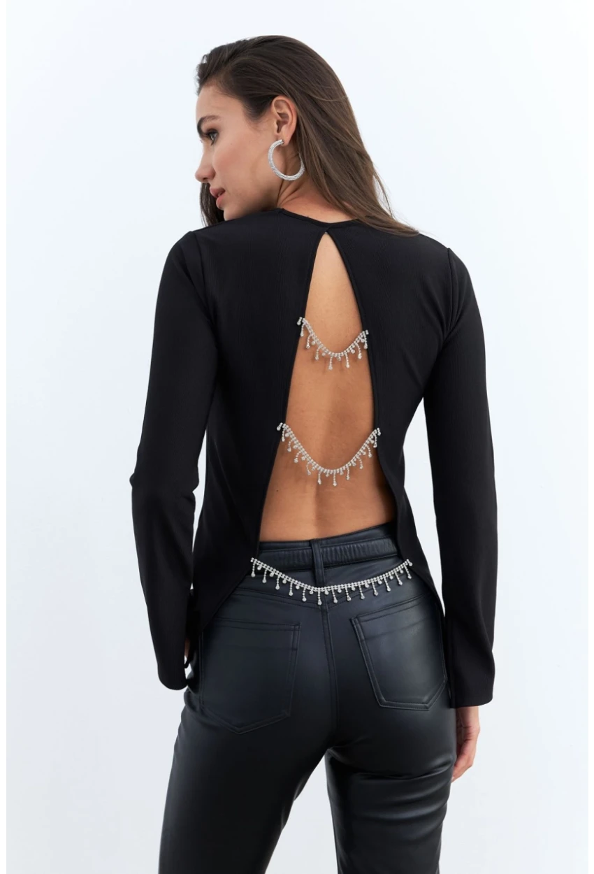 Kadın Siyah Sırt Dekolteli Aksesuarlı Bluz ELT4020