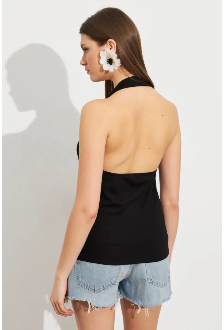 Kadın Siyah Sırt Dekolteli Halter Yaka Bluz AYD412