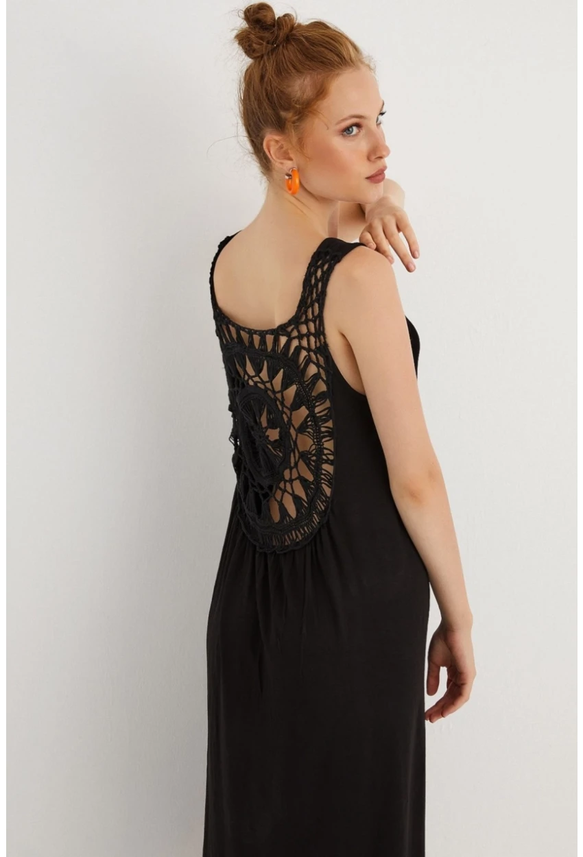 Kadın Siyah Sırt Detaylı Kolsuz Midi Elbise BK1216