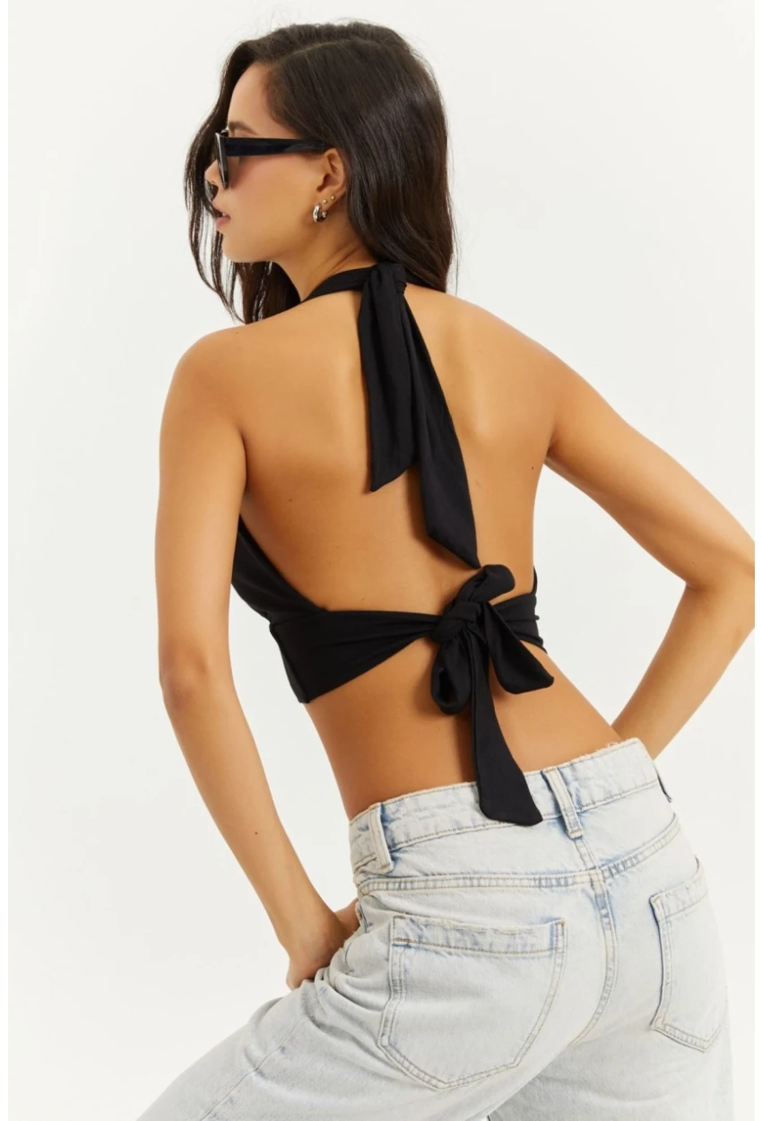 Kadın Siyah Sırt Ve Boyun Bağlamalı Bluz EY1472