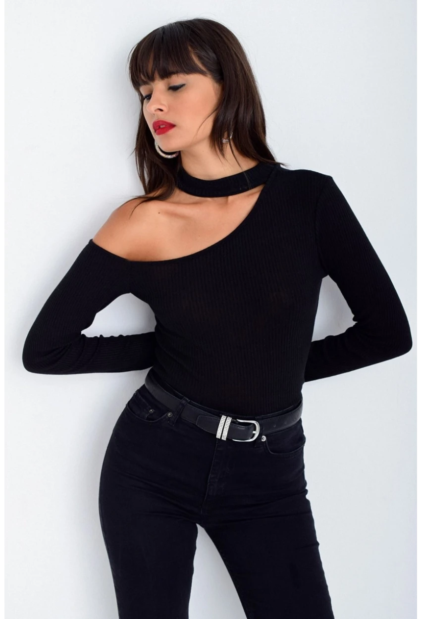 Kadın Siyah Tek Omuz Kaşkorse Bluz CG53