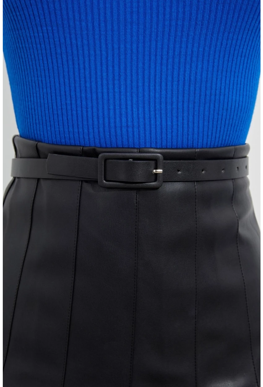 Kadın Siyah Tokalı Kemer BE675