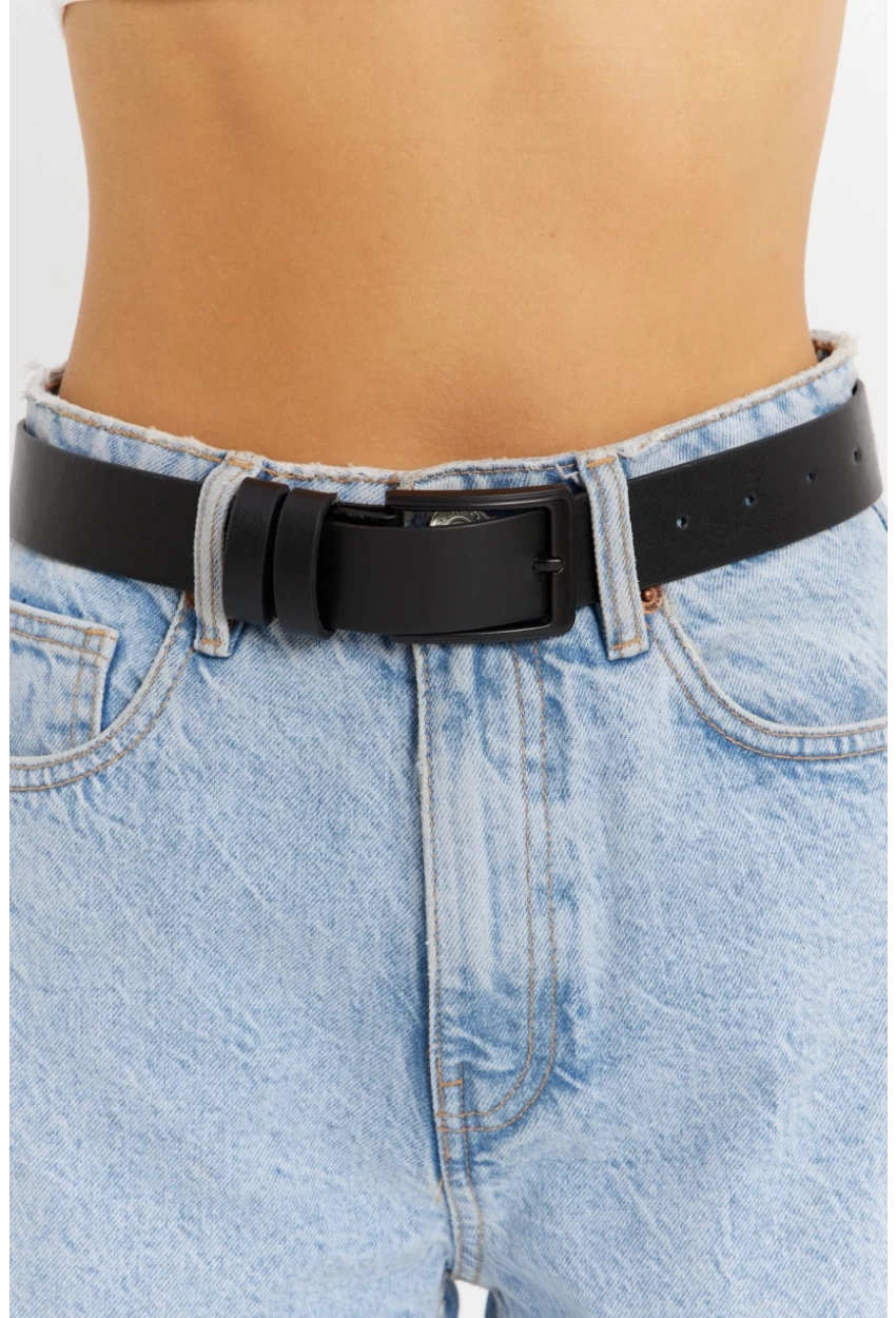 Kadın Siyah Tokalı Kemer BE706