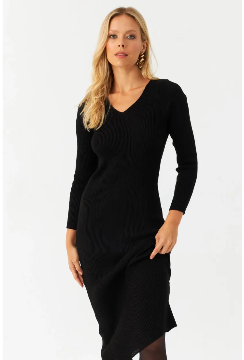 Kadın Siyah V Yaka Triko Midi Elbise MYİL560