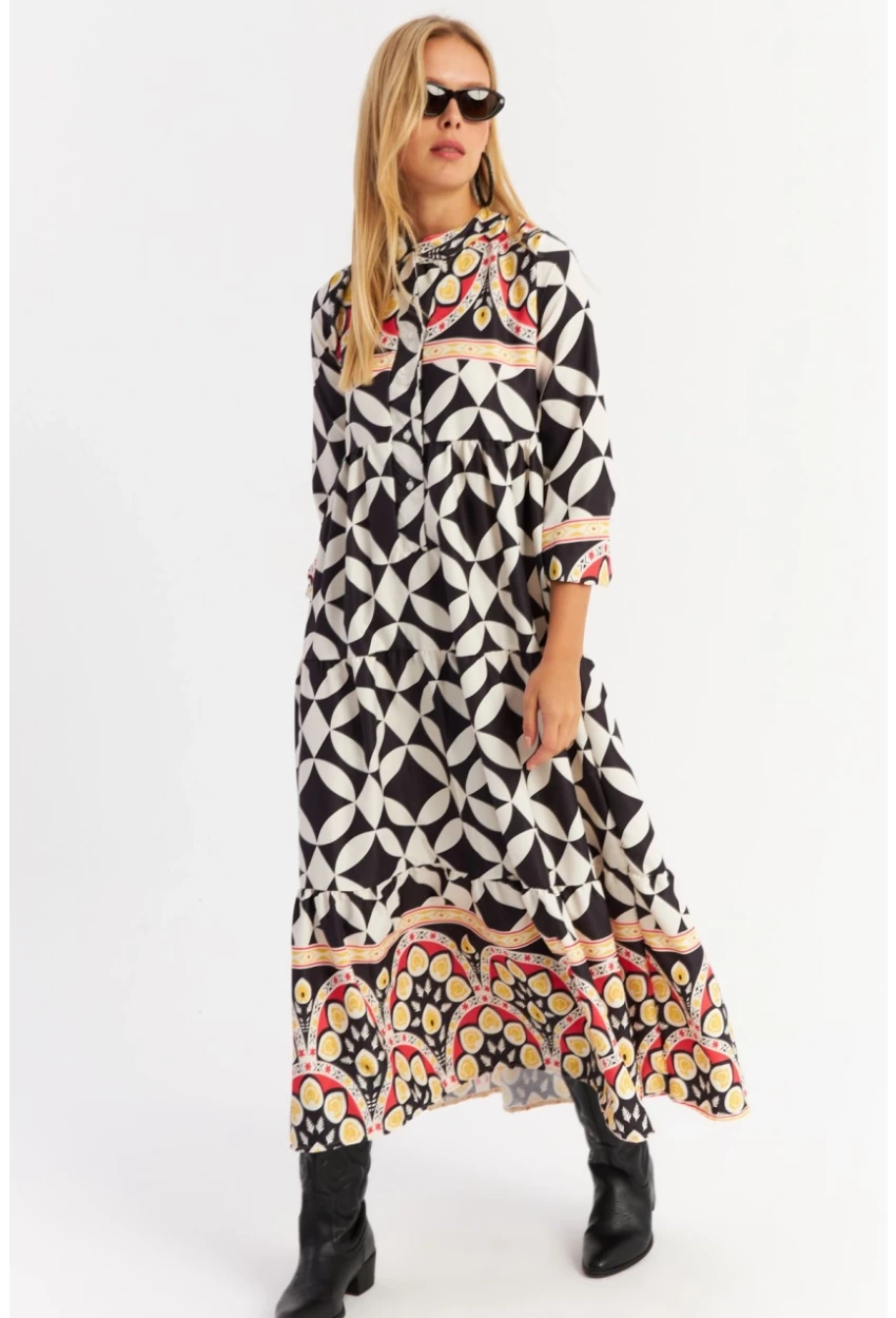 Kadın Siyah Volanlı Desenli Maxi Elbise YLE14