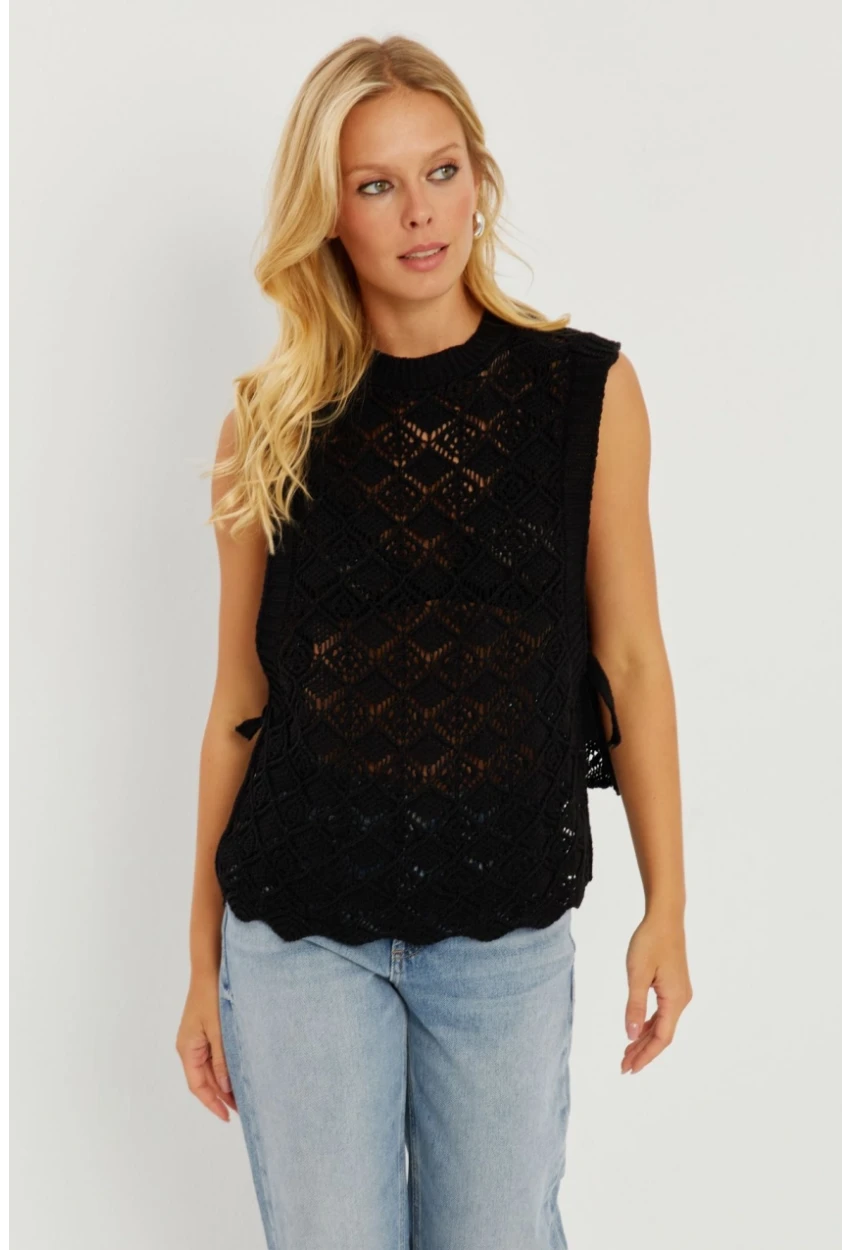 Kadın Siyah Yanları Bağlamalı Ajurlu Süveter YV226