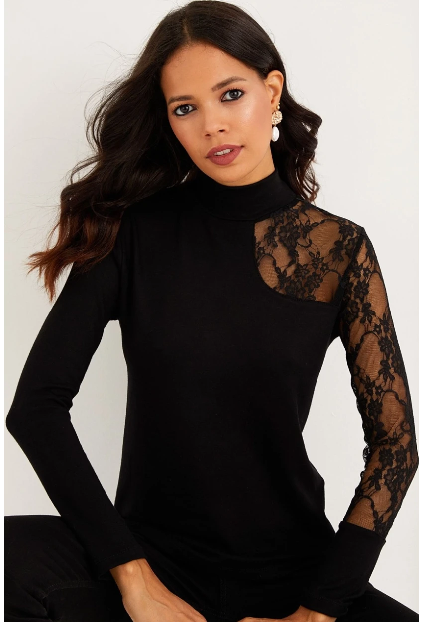 Kadın Siyah Yarım Balıkçı Dantelli Bluz BK1276