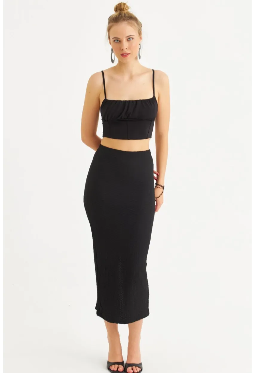 Kadın Siyah Yırtmaçlı Bürümcük Midi Etek ZH329