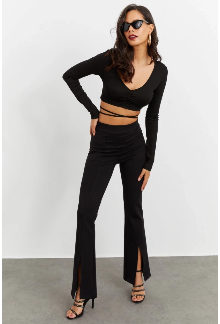 Kadın Siyah Yırtmaçlı Pantolon BK1528