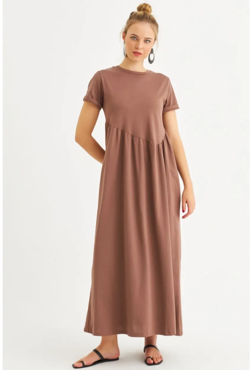 Kadın Sütlü Kahve Asimetrik Dikişli Maxi Elbise MDMR440