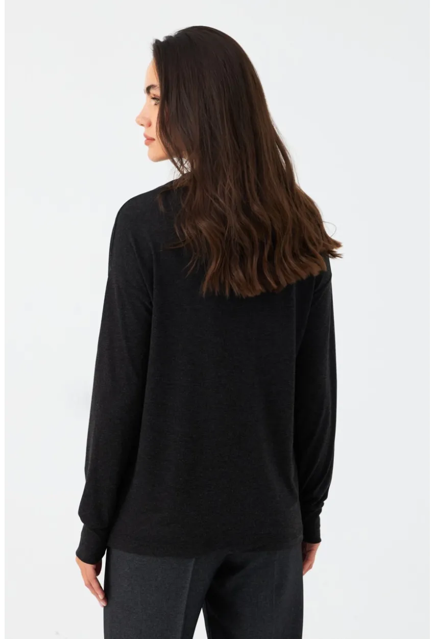 Kadın Antrasit Düğme Detaylı V Yaka Bluz EY2982