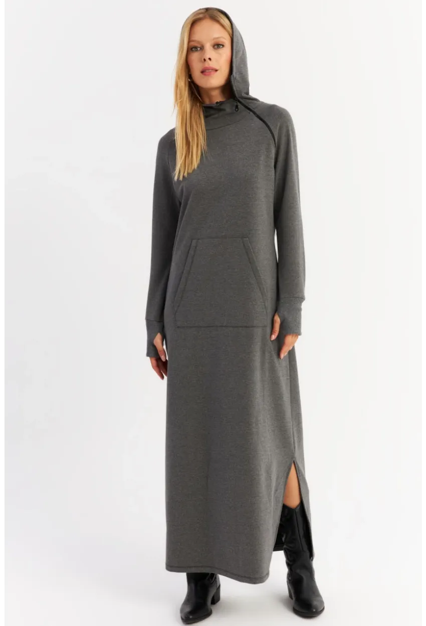 Kadın Antrasit Yakası Fermuarlı Maxi Sweat Elbise TF12