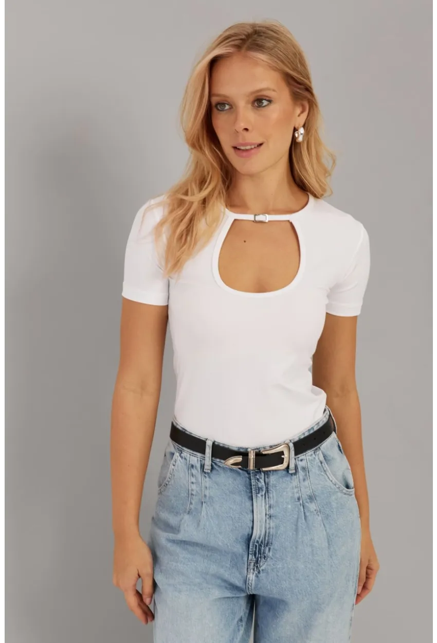 Kadın Beyaz Aksesuarlı Bluz EY2734