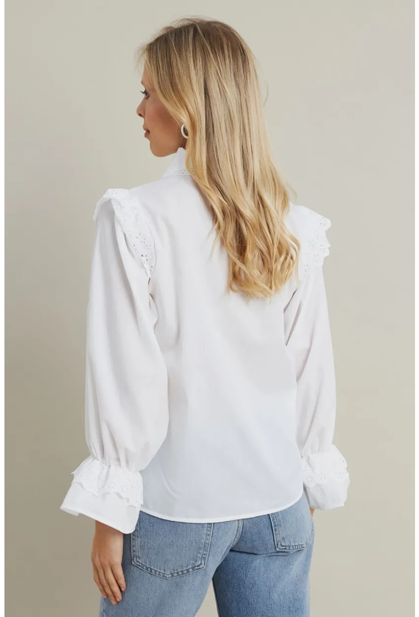 Kadın Beyaz Bebe Yaka Dantelli Gömlek MQS1839