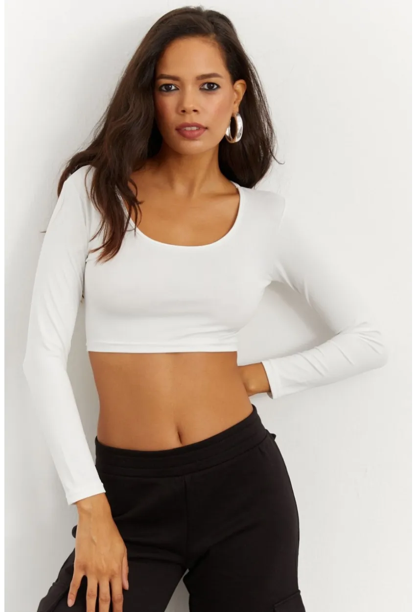 Kadın Beyaz Crop Bluz CG261