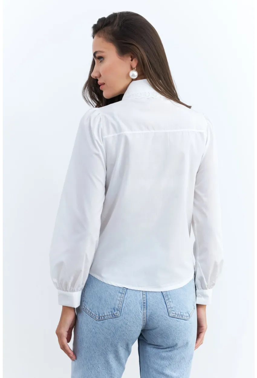 Kadın Beyaz Dantelli Balon Kol Gömlek MQS2492