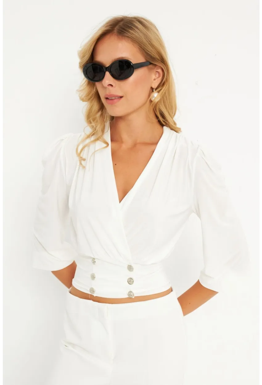 Kadın Beyaz Düğme Detaylı Kruvaze Bluz ELT3188