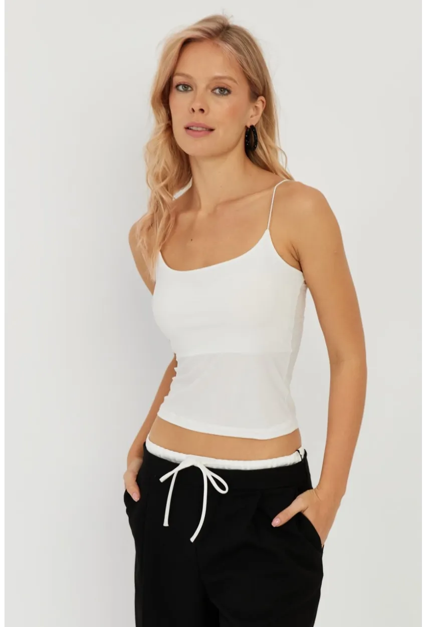 Kadın Beyaz İp Askılı Bluz GÇ154