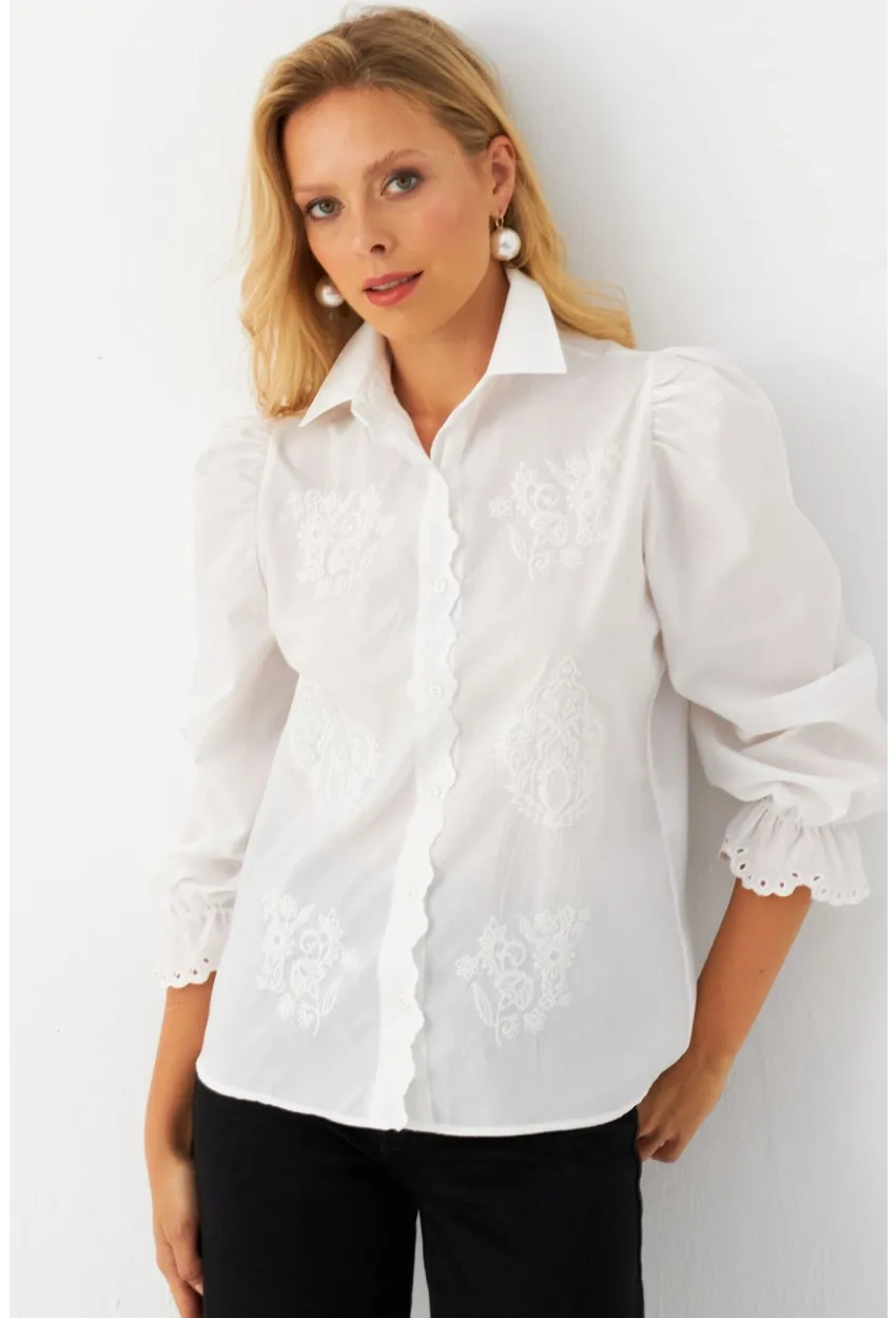 Kadın Beyaz Nakışlı Gömlek MQS1908