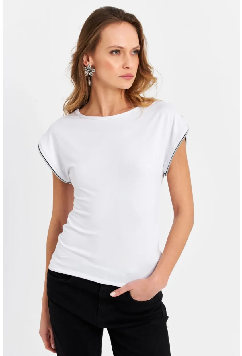 Kadın Beyaz Omuzları Fermuarlı Bluz EY3062