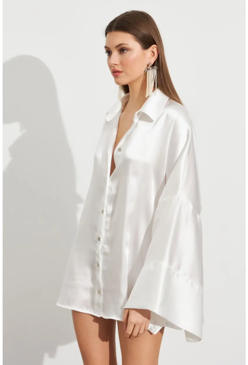 Kadın Beyaz Oversize Gömlek ROP106